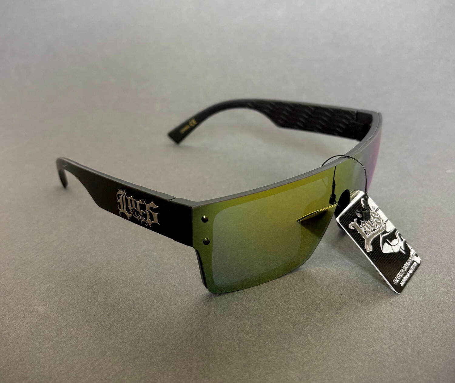 Lunettes de soleil Locs Player summer biker skate noires avec verres miroir jaunes dorés style biker